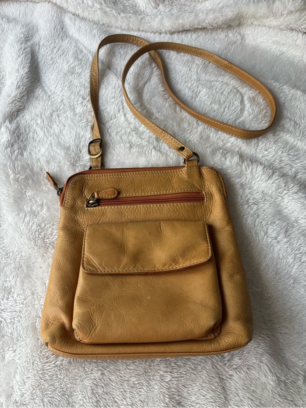 Women's Tan Leather Crossbody Bag with Front Pocket